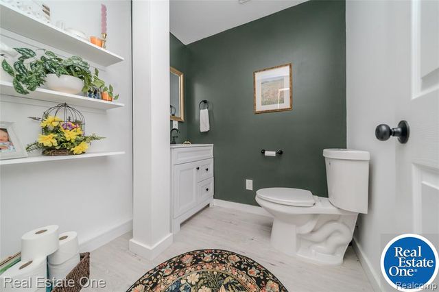 515 S Michigan Avenue, Howell, MI 48843