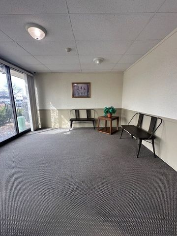 9098 W Terrace Drive 3-I, Niles, IL 60714