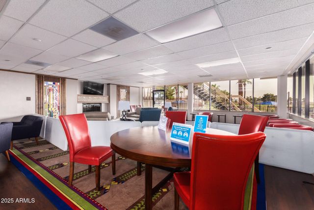 1816 E TORREY PINES Lane, Chandler, AZ 85249