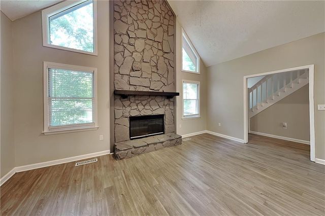 4125 Inola Trail NE, Roswell, GA 30075