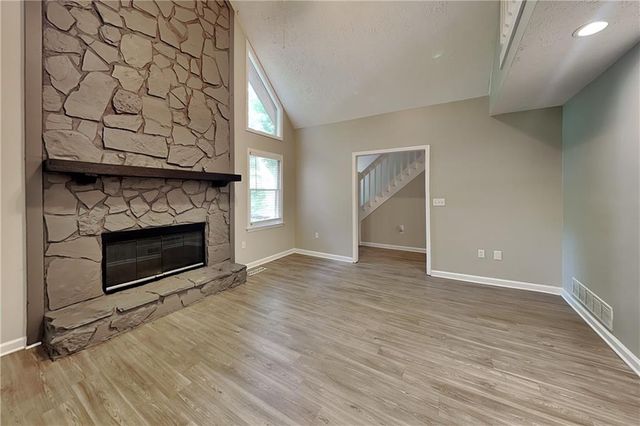 4125 Inola Trail NE, Roswell, GA 30075