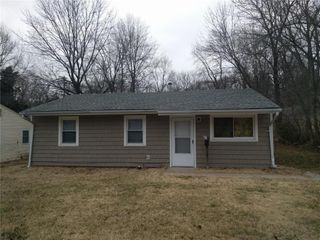 7800 E 51st Street, Kansas City, MO 64129