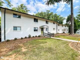 711 Oakview Road 2, Decatur, GA 30030