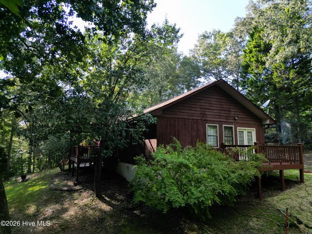 30 Sunray Circle, Murphy, NC 28906