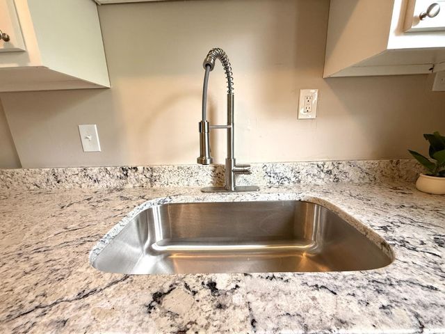 5773 Lantana Avenue, Cincinnati, OH 45224