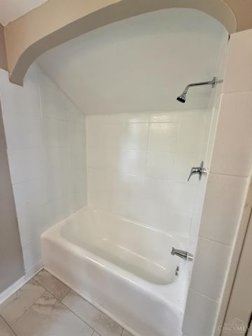 5773 Lantana Avenue, Cincinnati, OH 45224