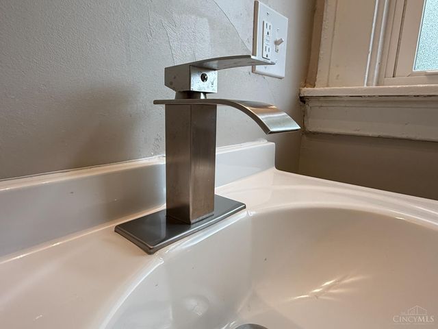 5773 Lantana Avenue, Cincinnati, OH 45224