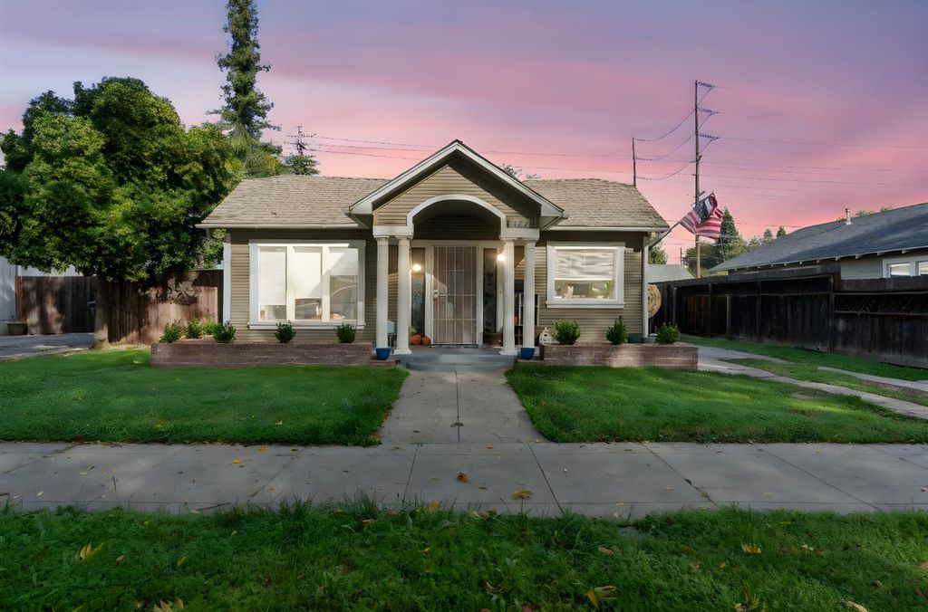123 Maynell Ave, Modesto, CA 95354