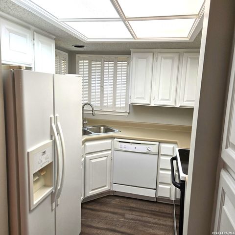 17226 Beacon Woods, San Antonio, TX 78248