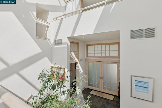 319 Tappan Ter, Orinda, CA 94563