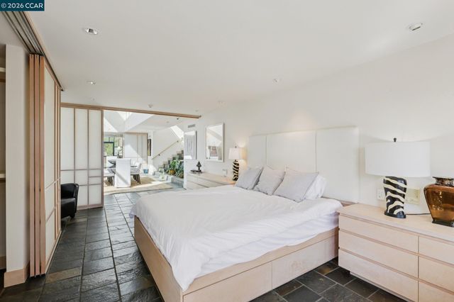 319 Tappan Ter, Orinda, CA 94563