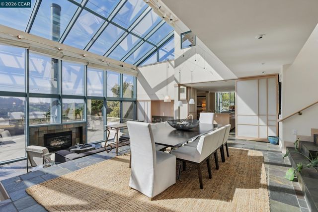 319 Tappan Ter, Orinda, CA 94563