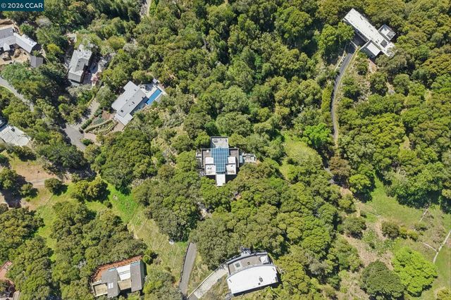 319 Tappan Ter, Orinda, CA 94563