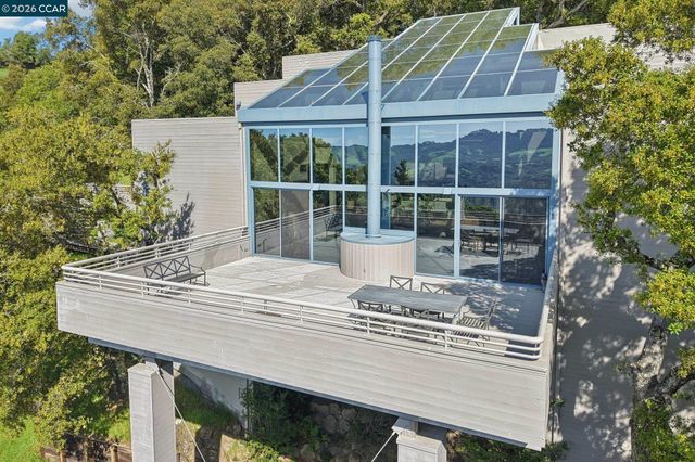 319 Tappan Ter, Orinda, CA 94563