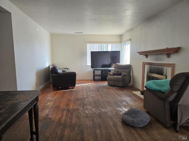 5 Alta Loma Dr, American Canyon, CA 94503