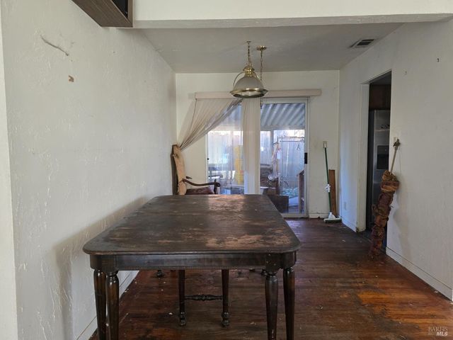 5 Alta Loma Dr, American Canyon, CA 94503