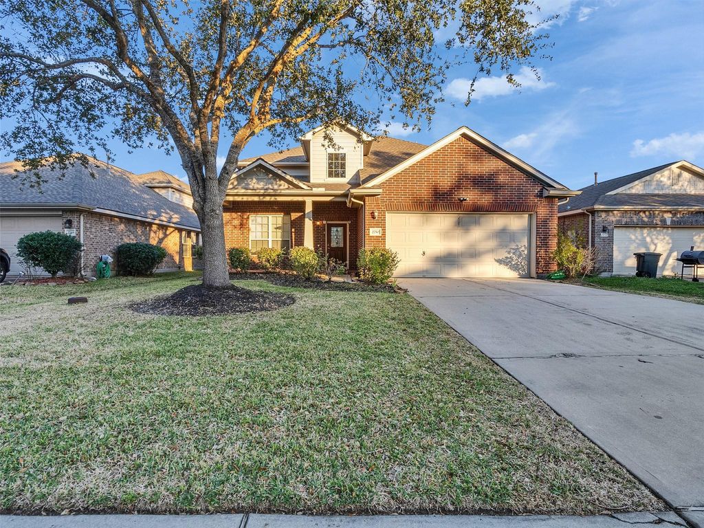 2750 Villa Bella Court, League City, TX 77573