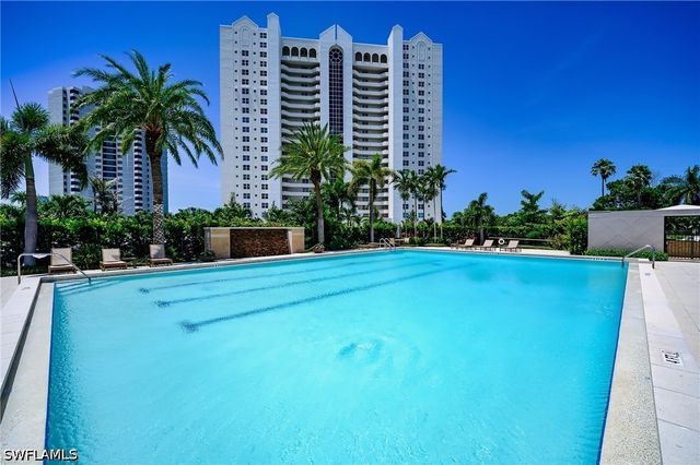 5601 Turtle Bay DR 1203, Naples, FL 34108