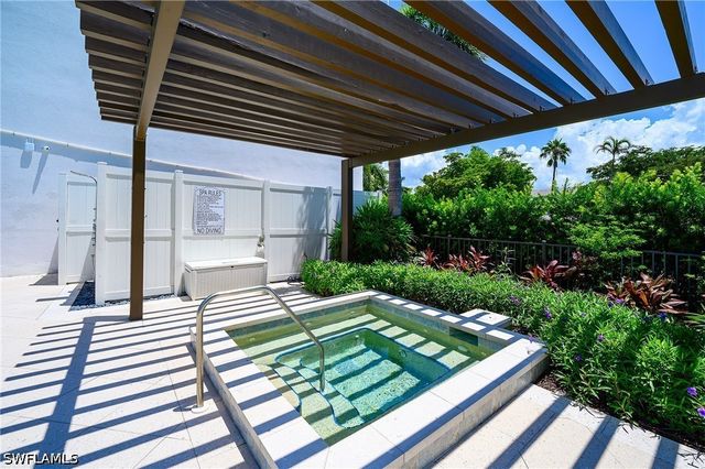 5601 Turtle Bay DR 1203, Naples, FL 34108
