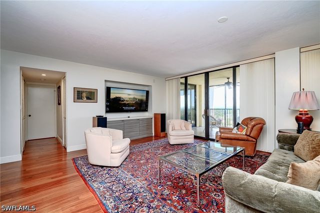 5601 Turtle Bay DR 1203, Naples, FL 34108