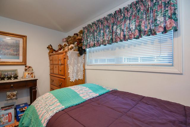 209 Chases Grove Road, Derry, NH 03038