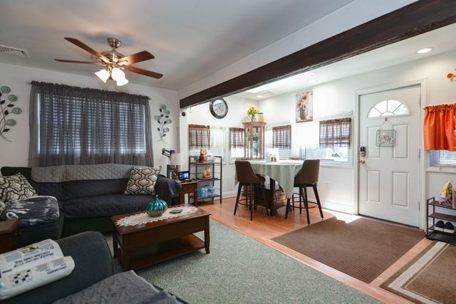 209 Chases Grove Road, Derry, NH 03038
