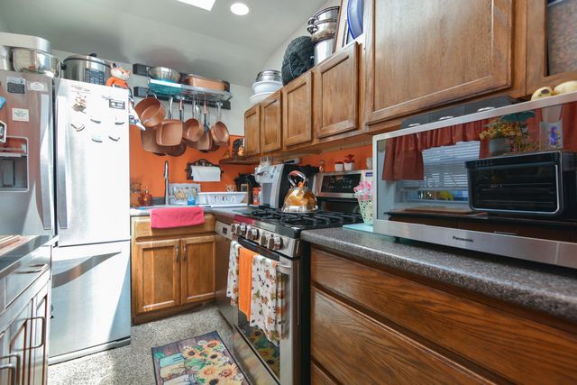 209 Chases Grove Road, Derry, NH 03038