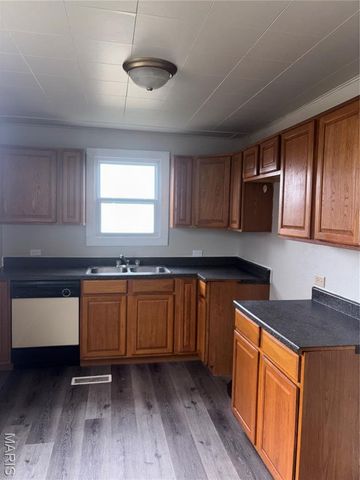 408 Park Drive, Fredericktown, MO 63645