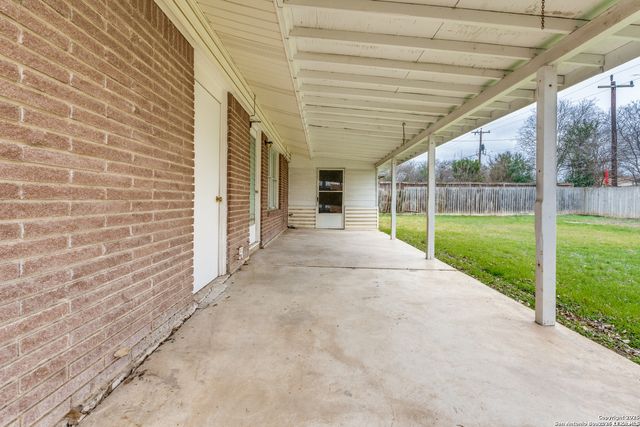 4302 Waikiki Dr, San Antonio, TX 78218