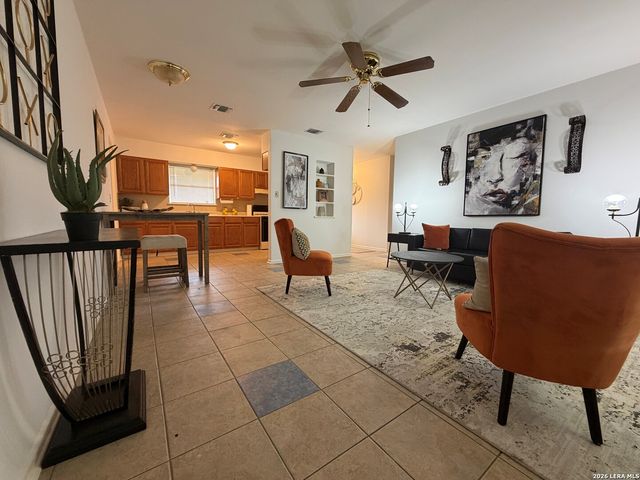 4302 Waikiki Dr, San Antonio, TX 78218