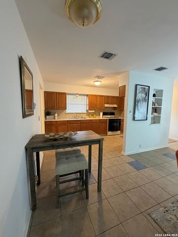 4302 Waikiki Dr, San Antonio, TX 78218