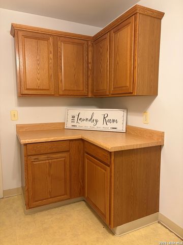 4302 Waikiki Dr, San Antonio, TX 78218