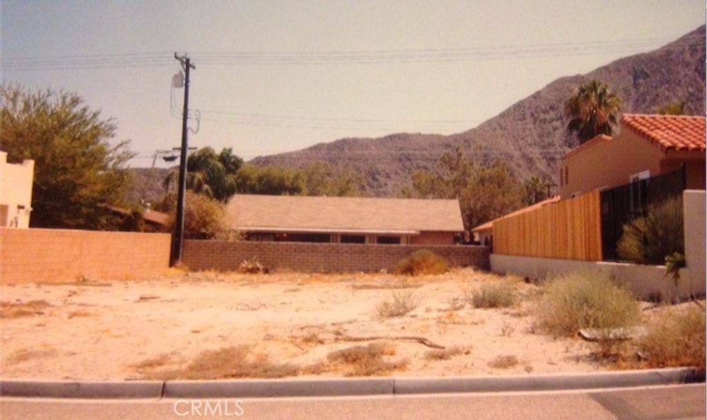 Image 3 of property listing at 0 Avenida Villa, La Quinta, CA 92253