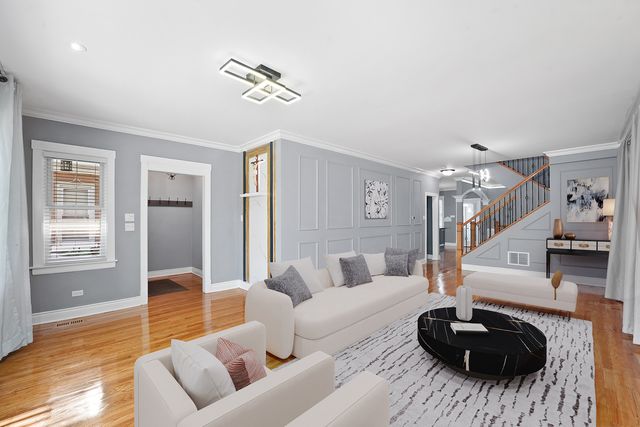 5151 W Fletcher Street, Chicago, IL 60641