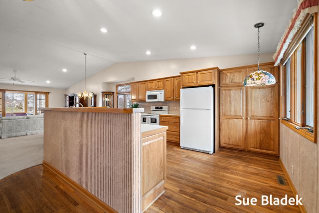 575 Noroak Court, Holland Twp, MI 49424