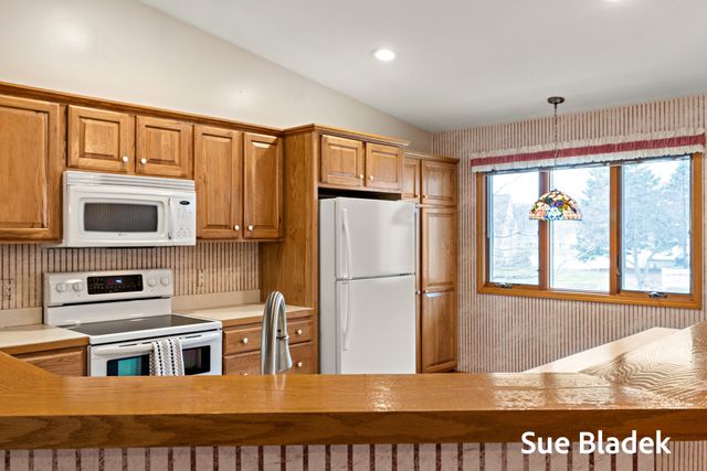 575 Noroak Court, Holland Twp, MI 49424