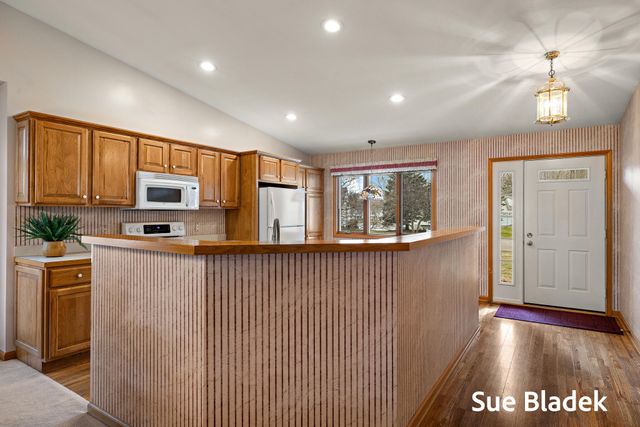 575 Noroak Court, Holland Twp, MI 49424