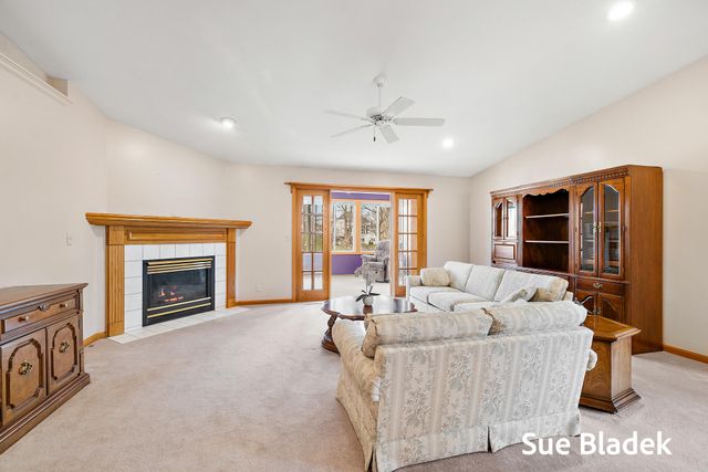 575 Noroak Court, Holland Twp, MI 49424