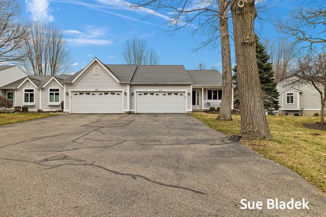 575 Noroak Court, Holland Twp, MI 49424