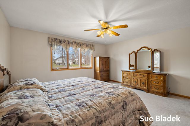 575 Noroak Court, Holland Twp, MI 49424