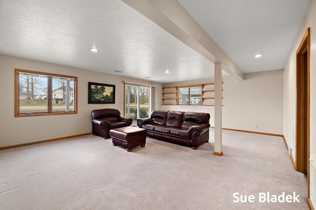 575 Noroak Court, Holland Twp, MI 49424