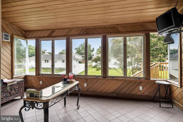 34 W 8TH ST, Burlington, NJ 08016
