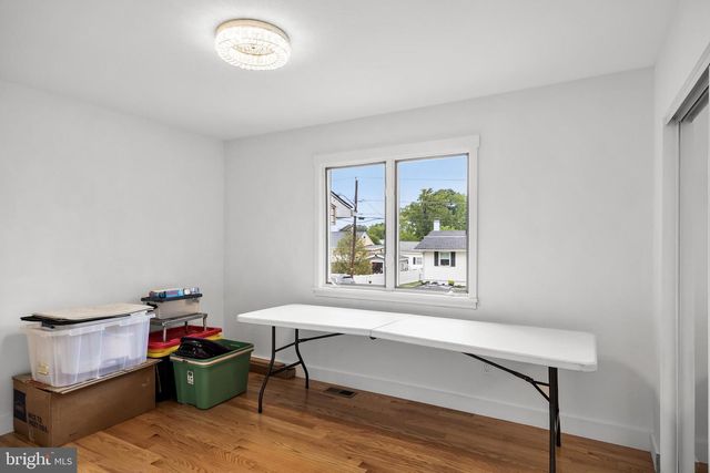 34 W 8TH ST, Burlington, NJ 08016