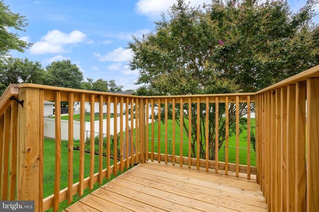 34 W 8TH ST, Burlington, NJ 08016