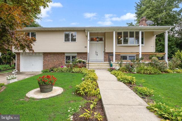 34 W 8TH ST, Burlington, NJ 08016