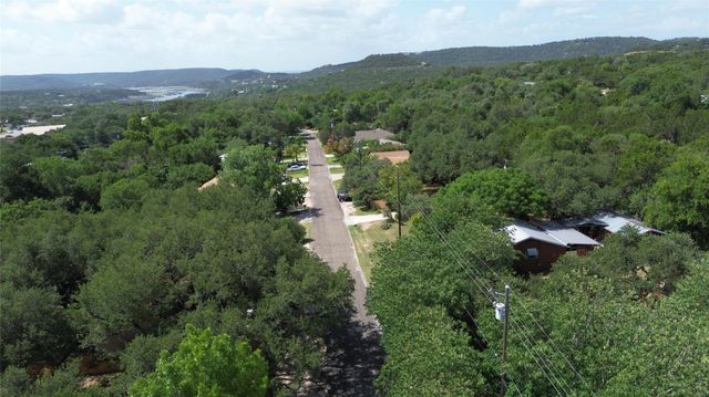 10801 W Lakeview DR, Jonestown, TX 78645