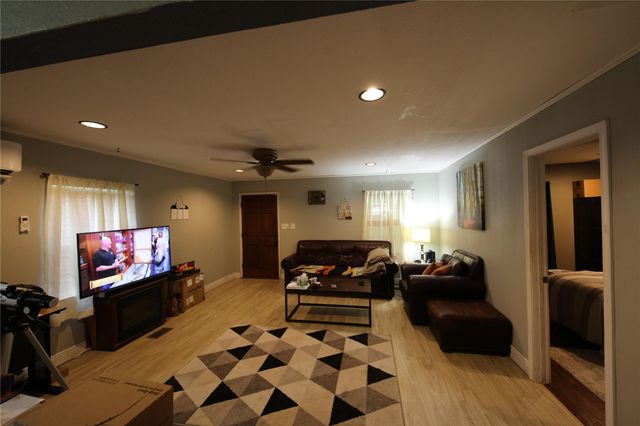 10801 W Lakeview DR, Jonestown, TX 78645