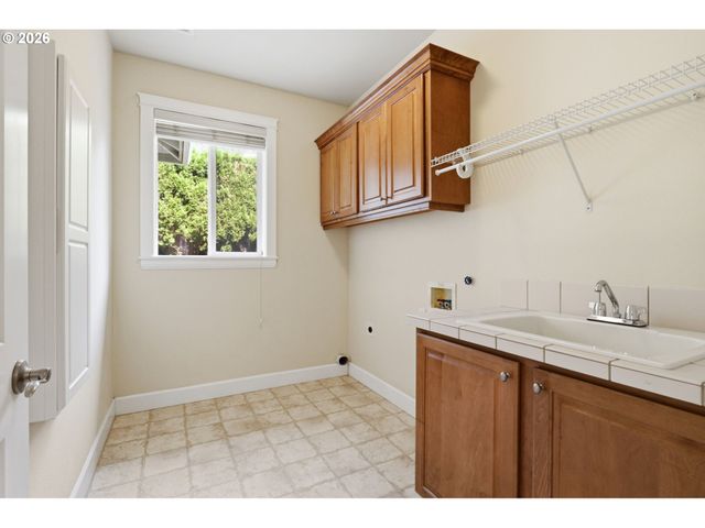 516 Se 200TH Pl, Camas, WA 98607