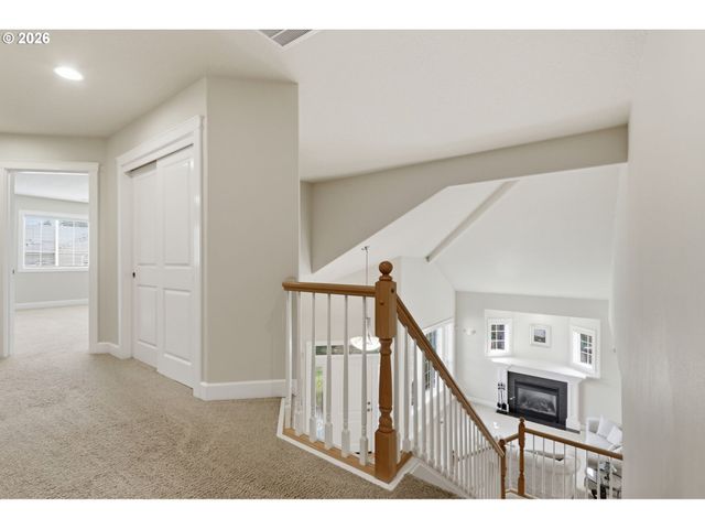 516 Se 200TH Pl, Camas, WA 98607