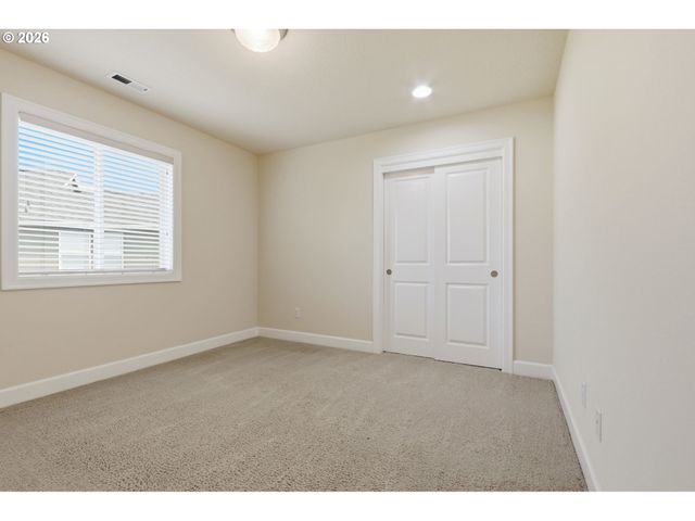 516 Se 200TH Pl, Camas, WA 98607